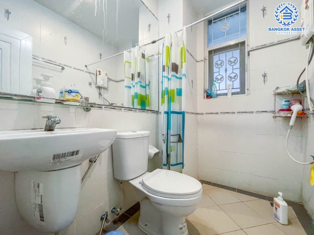 *****บ้านเดี่ยวมือสองย่านนนทบุรี ม.โฮมเพลส รัตนาธิเบศร์ เนื้อที่จัดเต็มถึง 54 ตร.ว. ฟังก์ชั่นพร้อมถึง 4 ห้องนอน 3 ห้องน้ำ 2 ที่จอดรถ แถมฟรี! 3 เครื่องปรับอากาศ และ 2 เครื่องทำน้ำอุ่น บนทำเลศักยภาพ เพียง 12 นาทีก็ถึงรถไฟฟ้าสายสีม่วง "สถานีบางพลู" จองเลย!